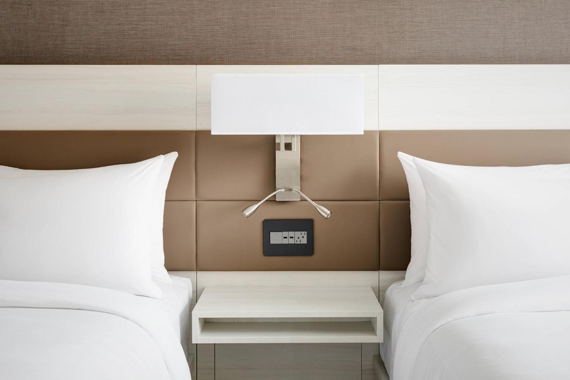 Ac Hotel By Marriott Dallas By The Galleria Zewnętrze zdjęcie